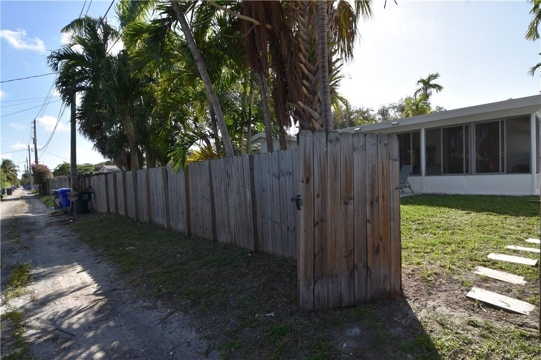 2123 North Park Road Hollywood, FL 33021 - Photo 46 of 46 Photo 46