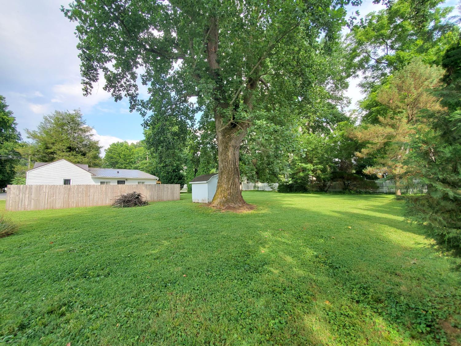 205 Arch Street Vevay, IN 47043 - Photo 13 of 34