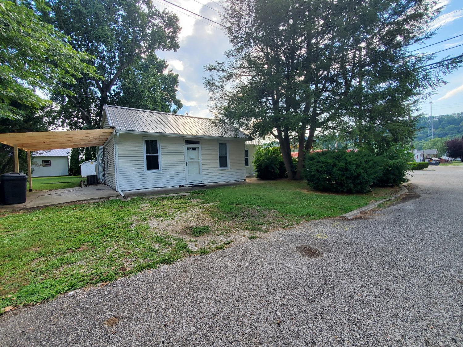 205 Arch Street Vevay, IN 47043 - Photo 6 of 34