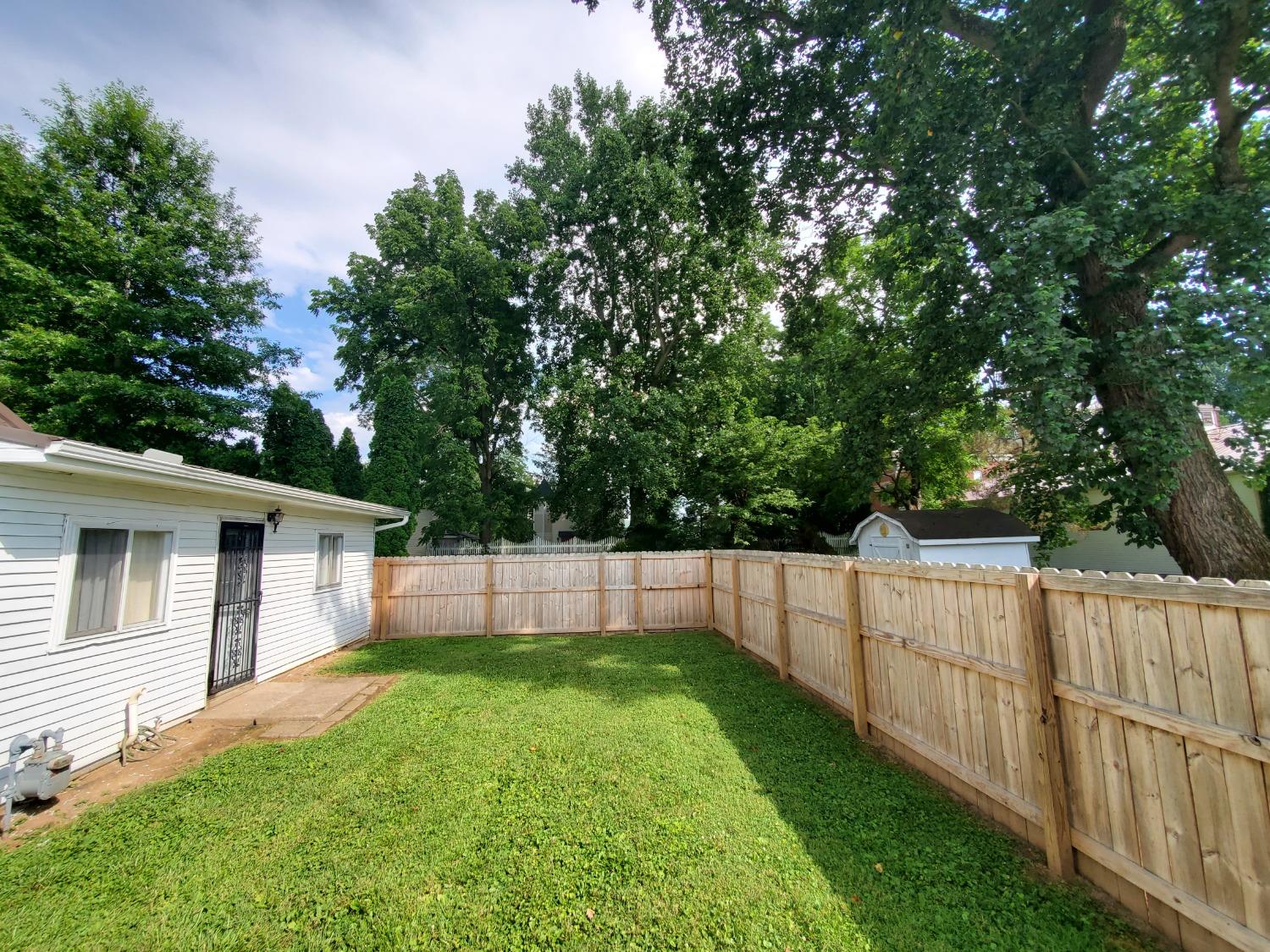 205 Arch Street Vevay, IN 47043 - Photo 10 of 34