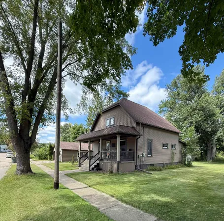 $194,000 | 105 East Colvin Road, Wonewoc, WI 53968