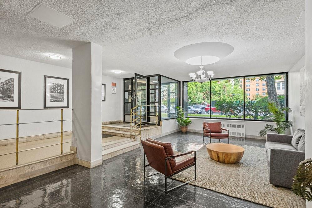 310 Lenox Road, Unit 3T Brooklyn, NY 11226 - Photo 5 of 8 Lobby