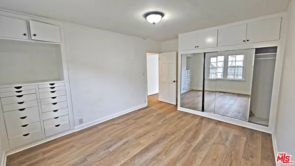 $9,500 | 132 South La Peer Drive, Beverly Hills, CA 90211