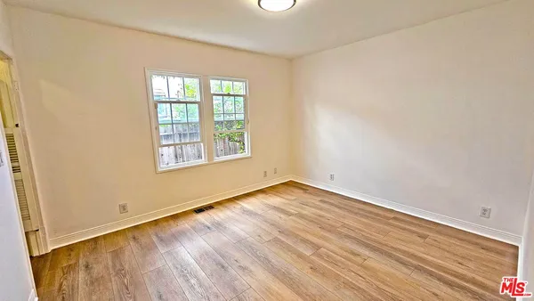 $9,500 | 132 South La Peer Drive, Beverly Hills, CA 90211
