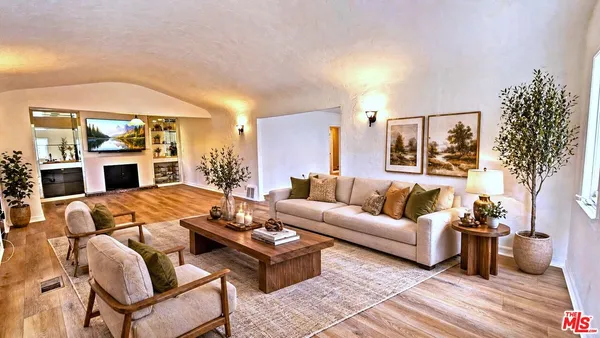 $9,500 | 132 South La Peer Drive, Beverly Hills, CA 90211