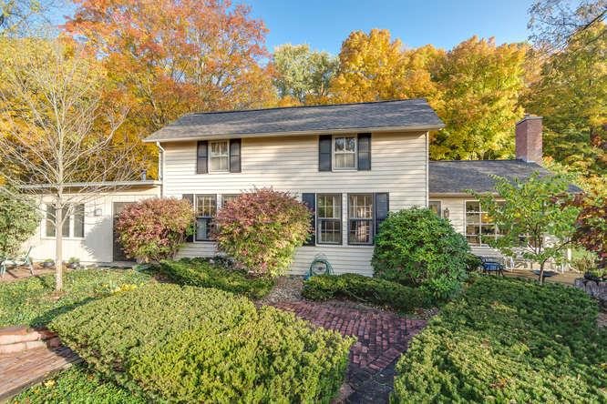 50839 Lilac Road South Bend, IN 46628 - Photo 2 of 30 Gallery Image 2