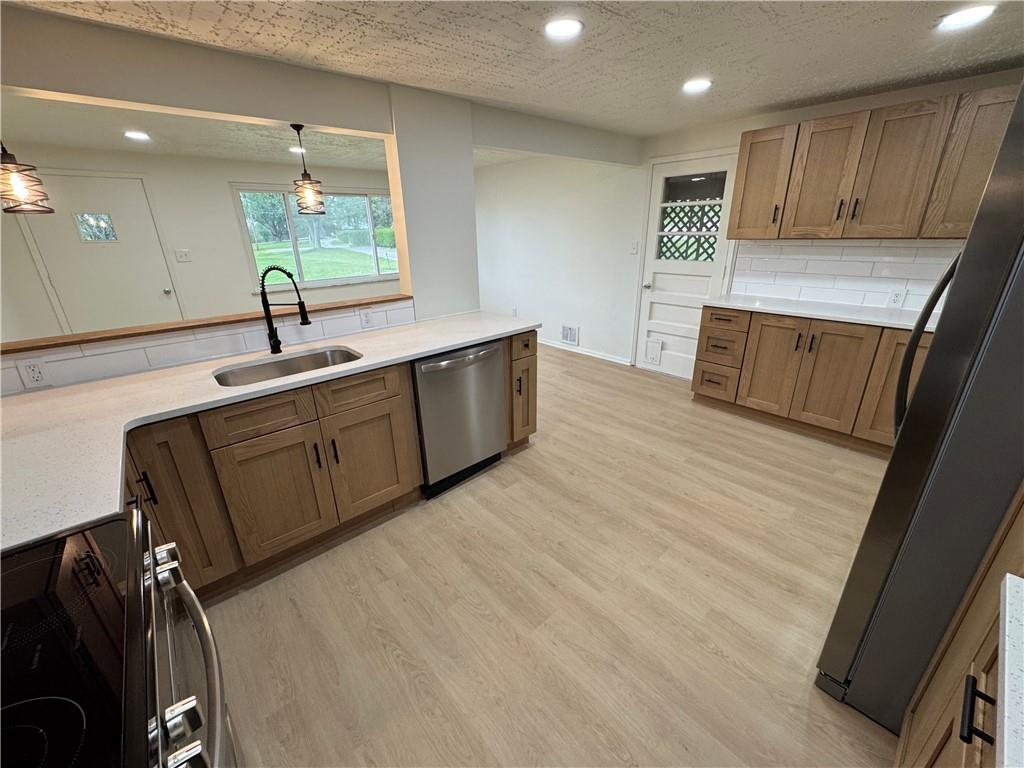 126 Holly Place Road Mount Pleasant, PA 15666 - Photo 4 of 40