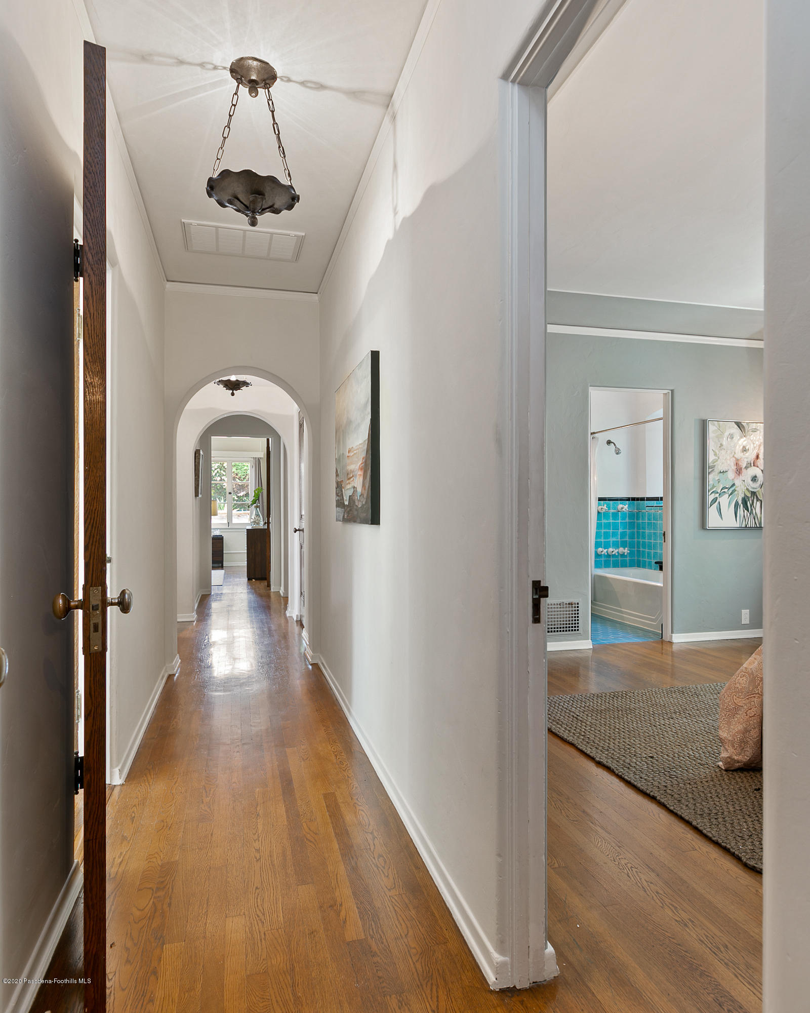 1691 Meadowbrook Road Altadena, CA 91001 - Photo 15 of 35 a view of gallery