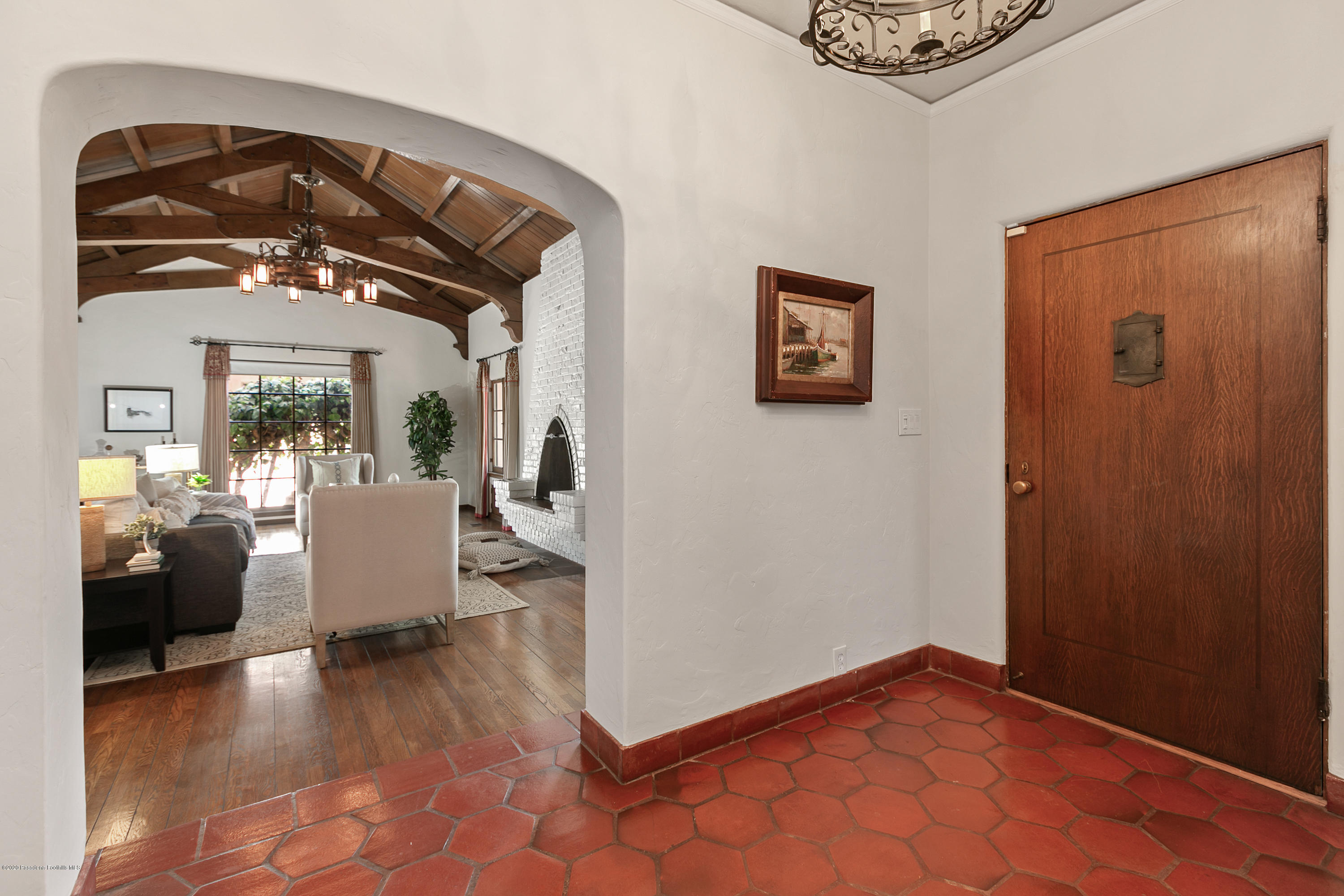 1691 Meadowbrook Road Altadena, CA 91001 - Photo 4 of 35 a view of a livingroom with furniture and hardwood floor