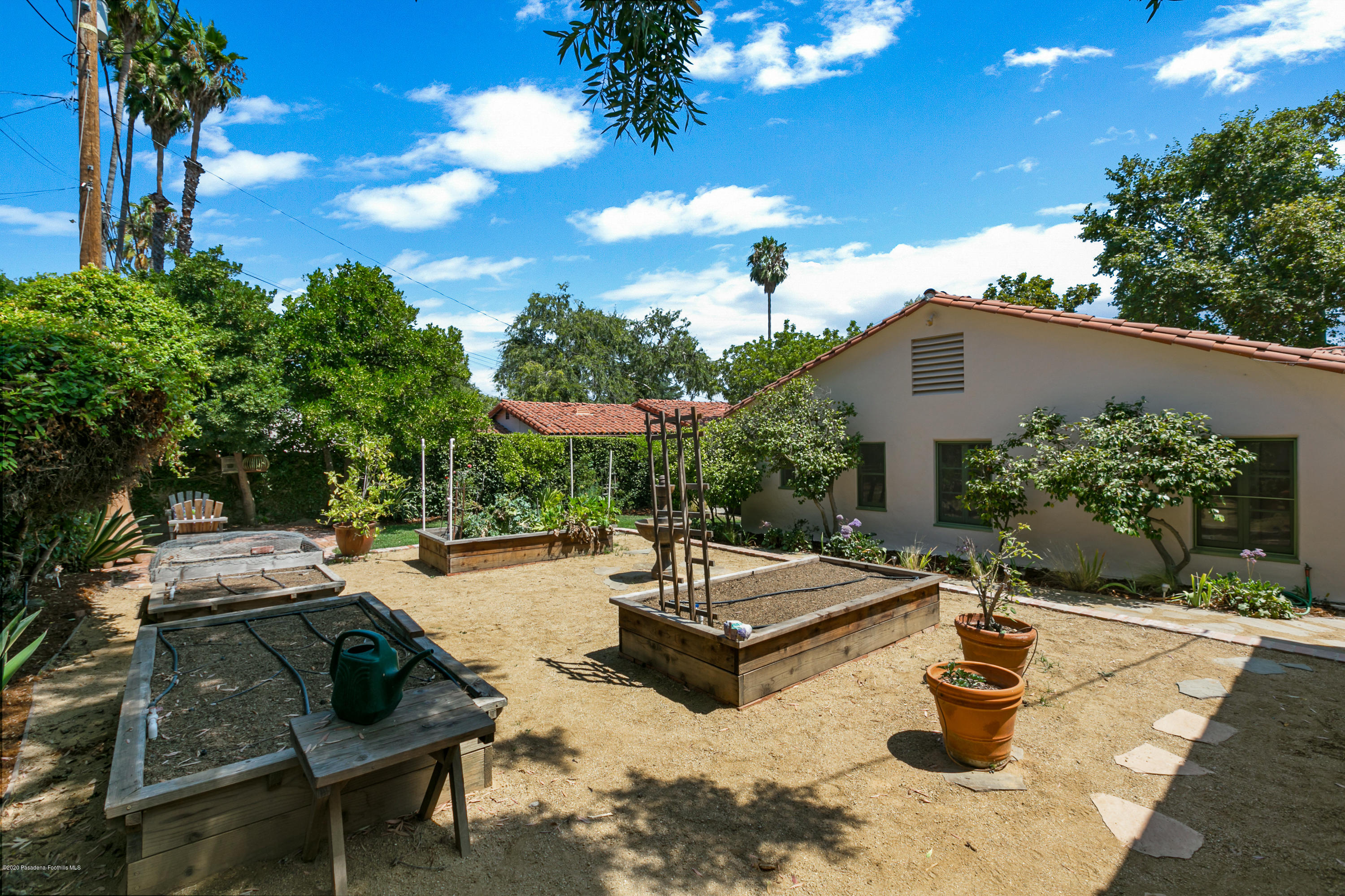 1691 Meadowbrook Road Altadena, CA 91001 - Photo 35 of 35 a view of a backyard with sitting area