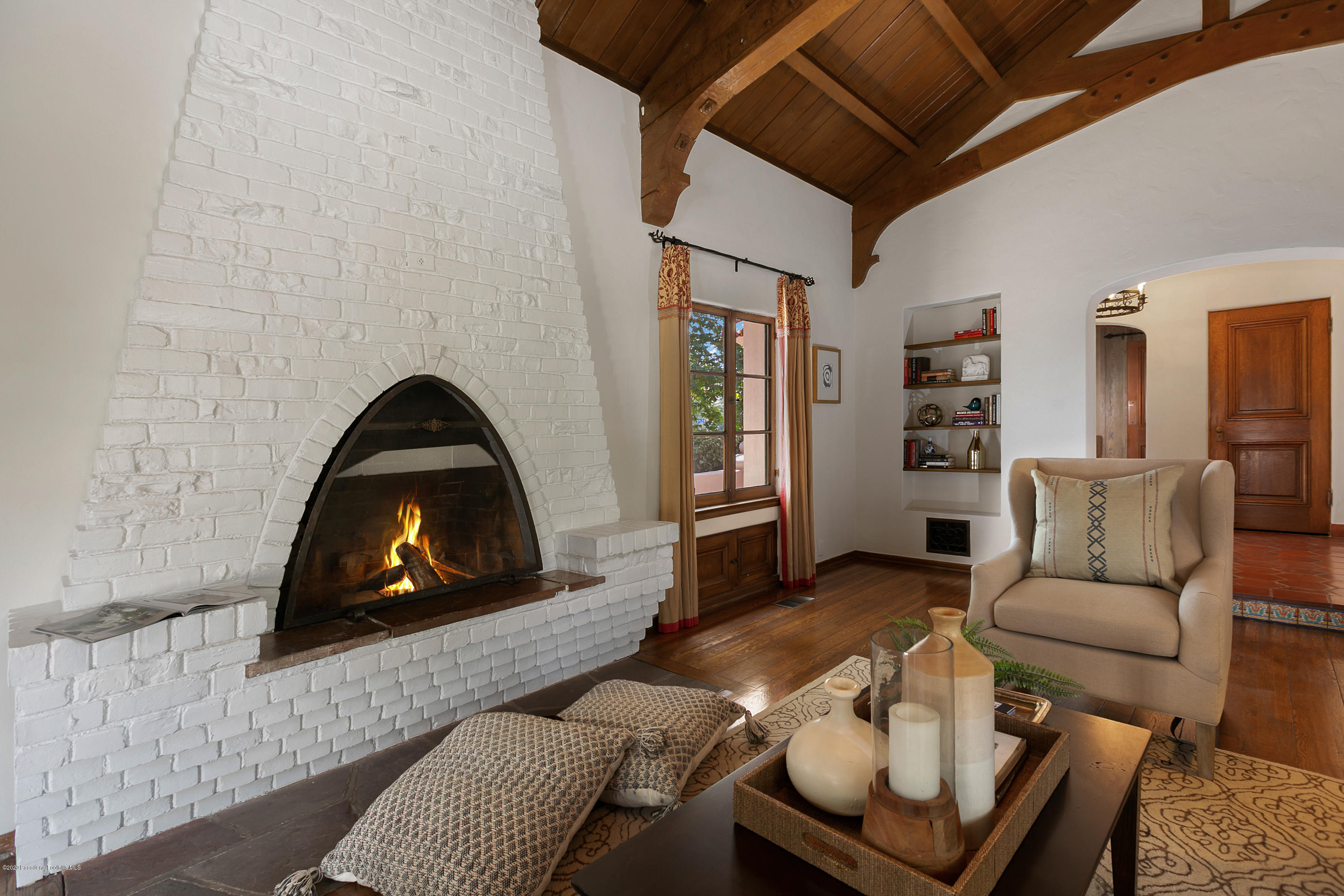 1691 Meadowbrook Road Altadena, CA 91001 - Photo 8 of 35 a living room with furniture and a wooden floor