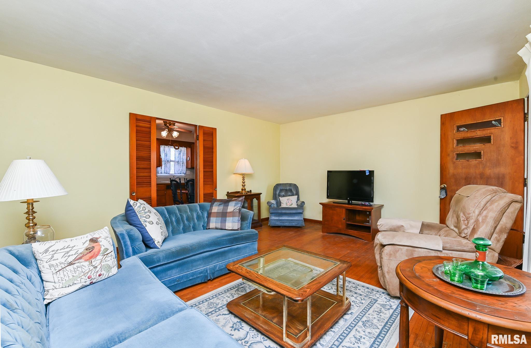 3912 South Paramount Road Bartonville, IL 61607 - Photo 8 of 27 Gallery Image 8