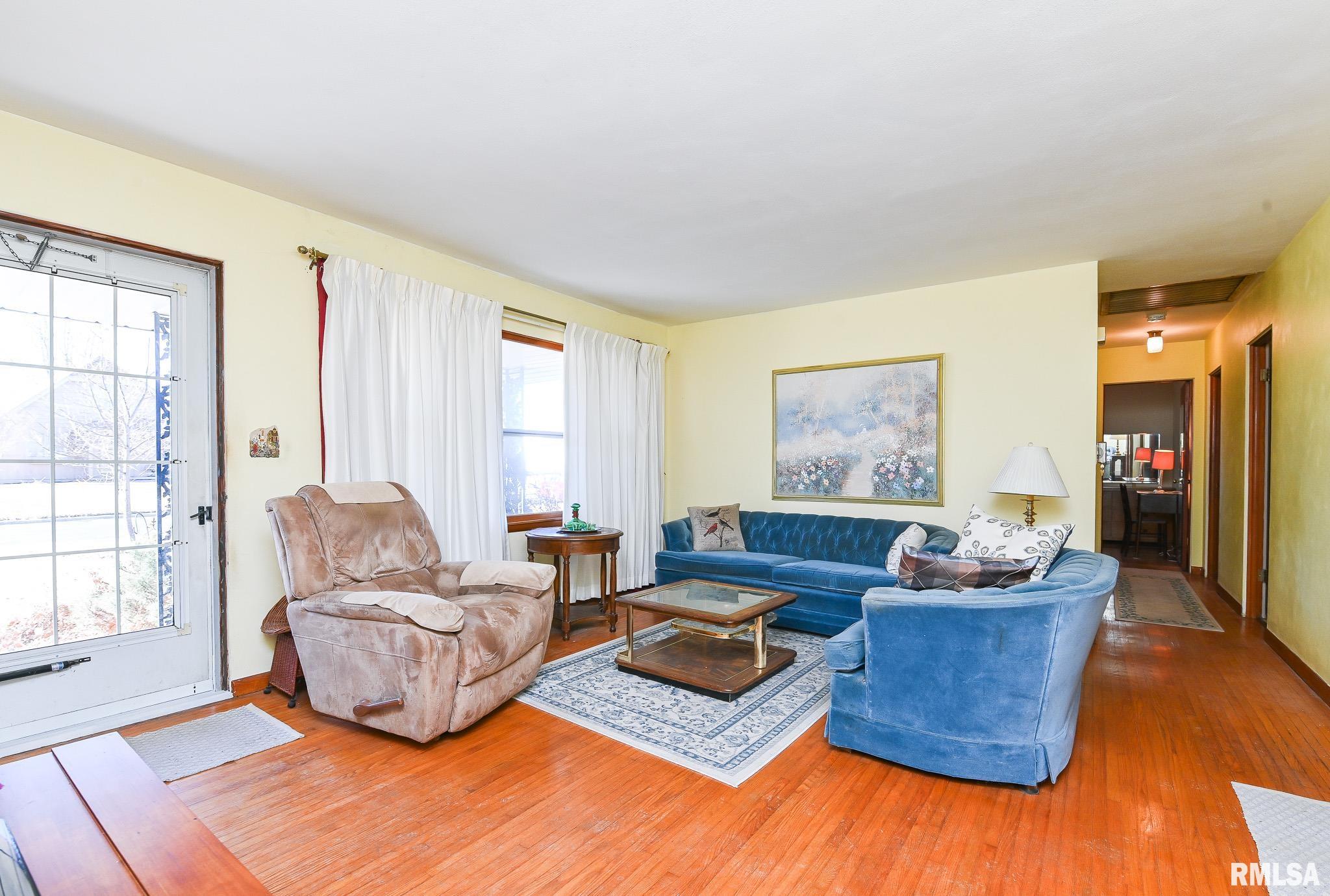 3912 South Paramount Road Bartonville, IL 61607 - Photo 9 of 27 Gallery Image 9