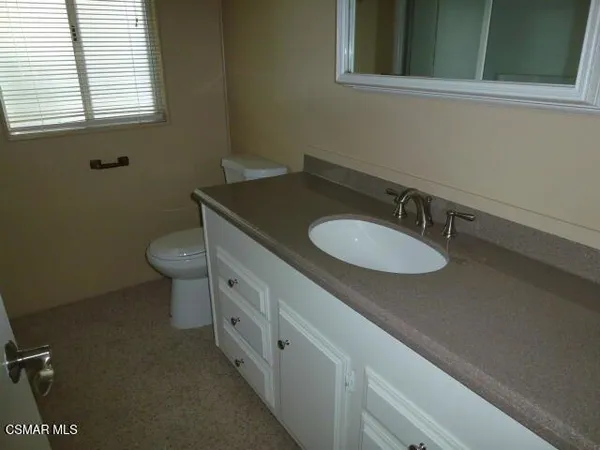 $2,850 | 14 Margarita Avenue, Unit 215, Camarillo, CA 93012