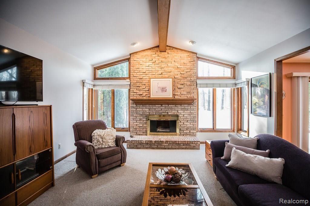552 Essex Drive Rochester Hills, MI 48307 - Photo 6 of 25