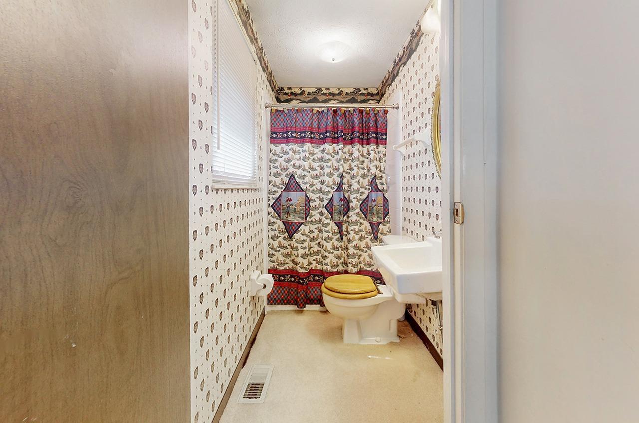 2154 8 Mile Road Cincinnati, OH 45244 - Photo 21 of 39 Gallery Image 21
