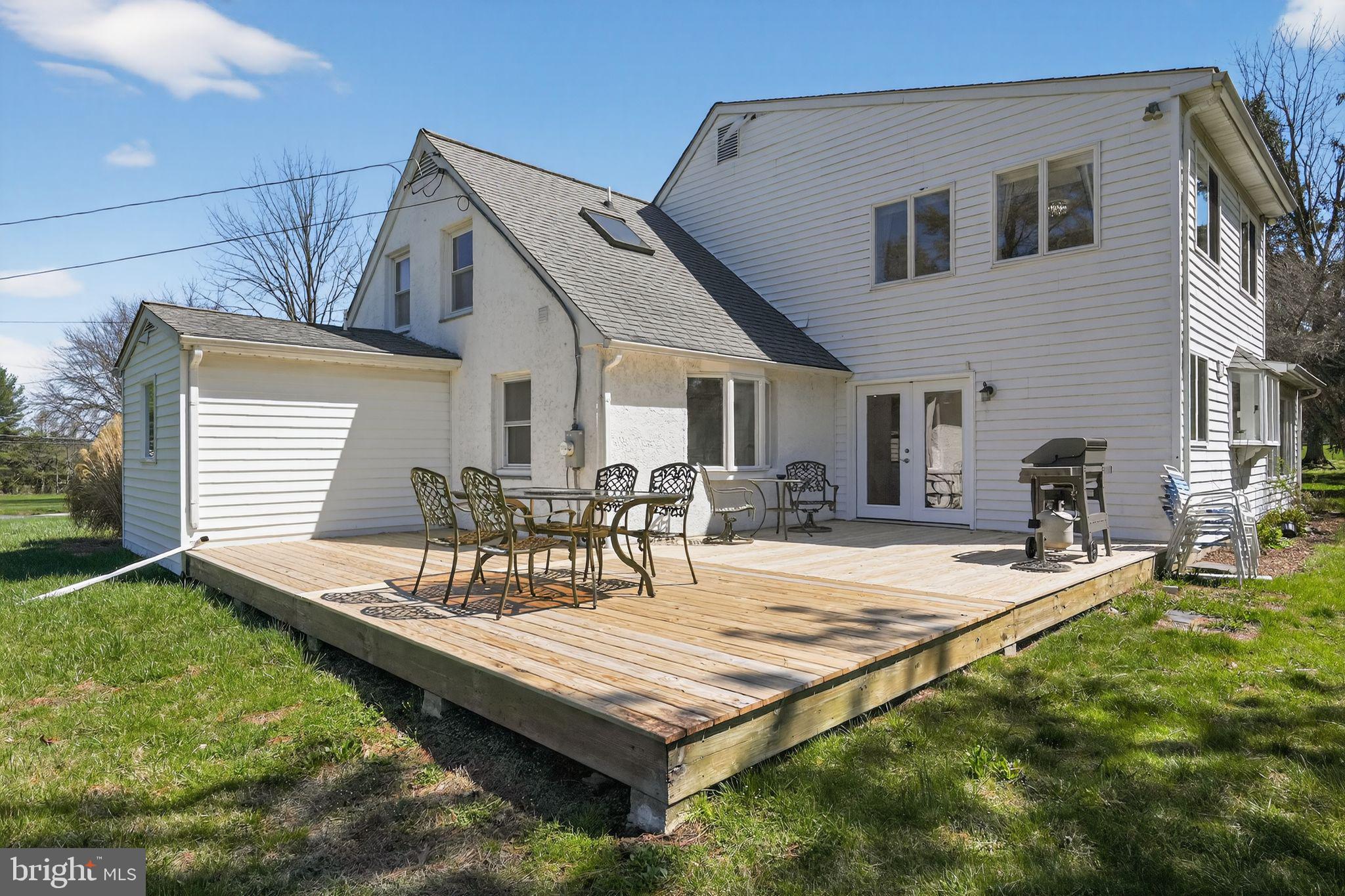 440 Taylor Road Downingtown, PA 19335 - Photo 43 of 53 Large new deck
