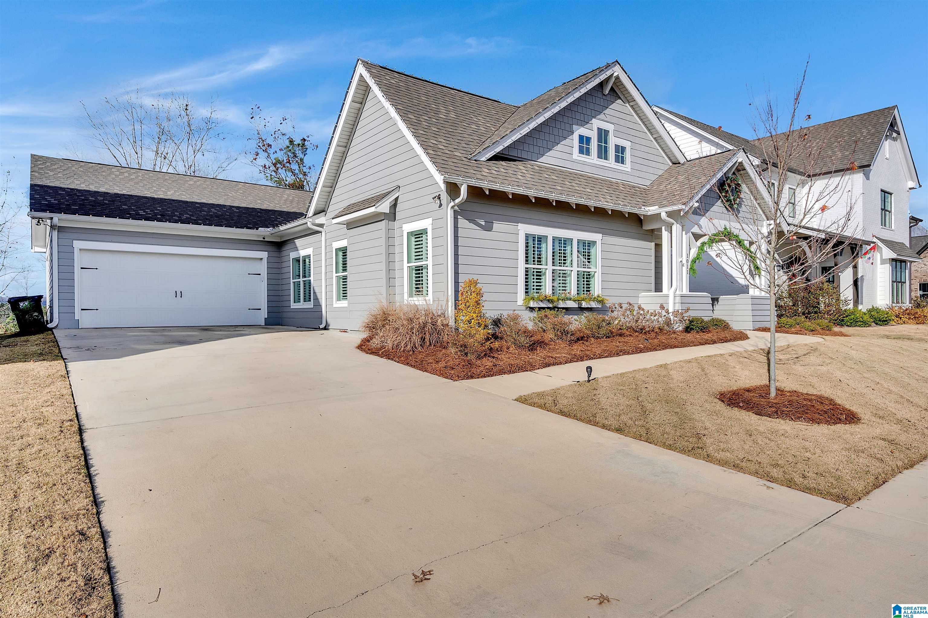 1011 Crestview Ridge Helena, AL 35080 - Photo 2 of 36