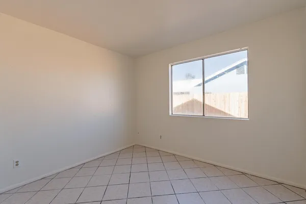 $1,900 | 223 West Harvard Avenue, Gilbert, AZ 85233