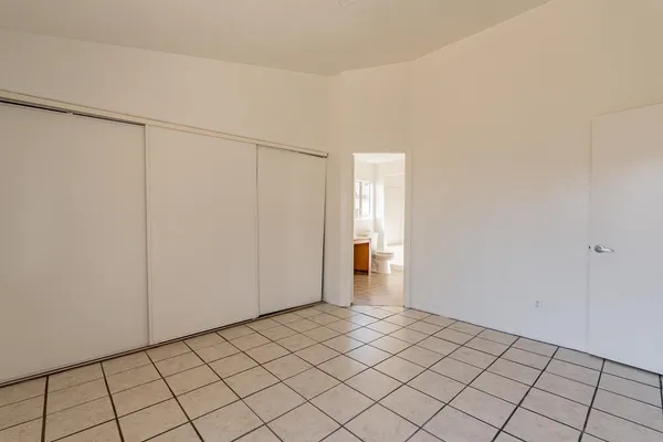 $1,900 | 223 West Harvard Avenue, Gilbert, AZ 85233