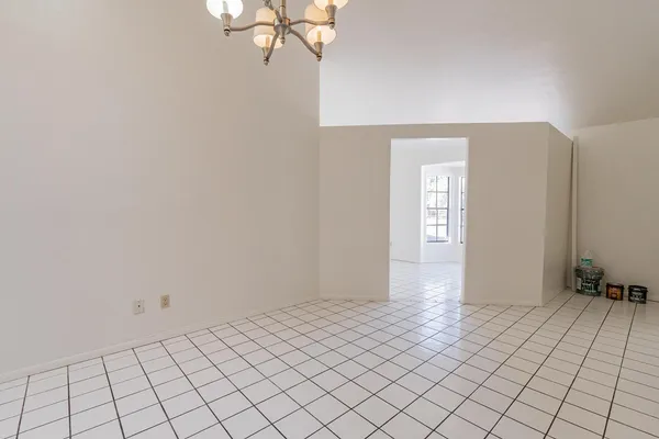 $1,900 | 223 West Harvard Avenue, Gilbert, AZ 85233