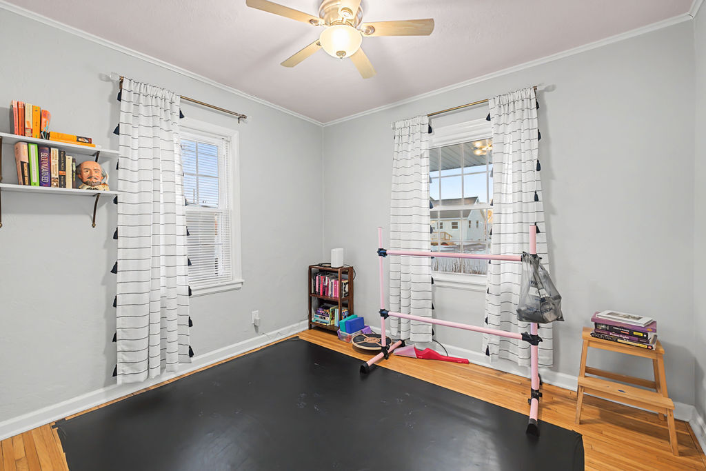 225 Sabin Street Sycamore, IL 60178 - Photo 13 of 25