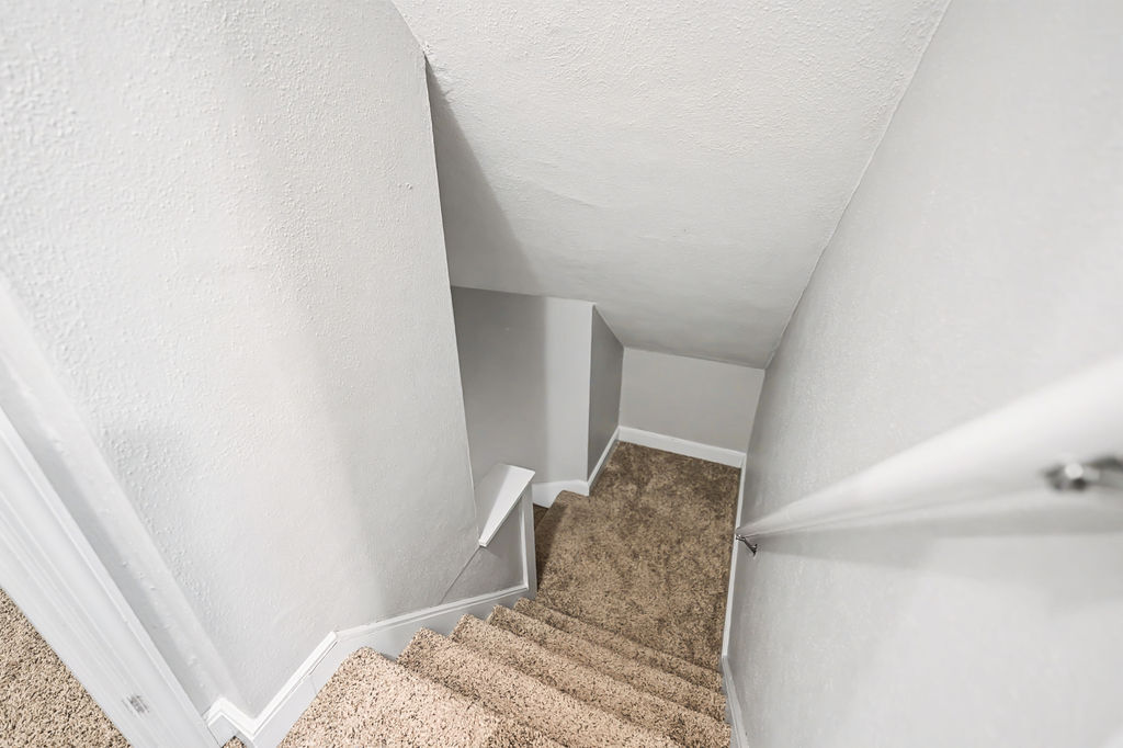 225 Sabin Street Sycamore, IL 60178 - Photo 15 of 25