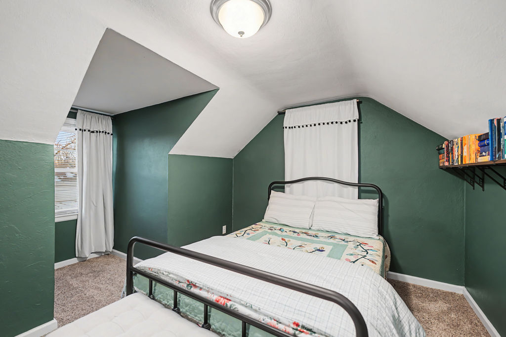 225 Sabin Street Sycamore, IL 60178 - Photo 16 of 25