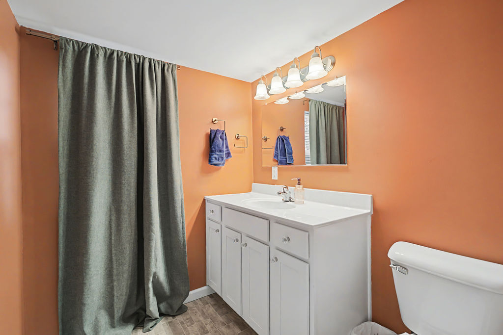 225 Sabin Street Sycamore, IL 60178 - Photo 19 of 25