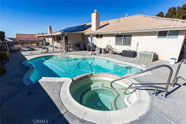 $670,000 | 19783 Lara Lane, Apple Valley, CA 92308