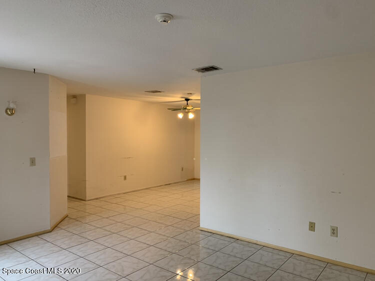 839 Chelsea Avenue Palm Bay, FL 32905 - Photo 7 of 17 IMG_5377