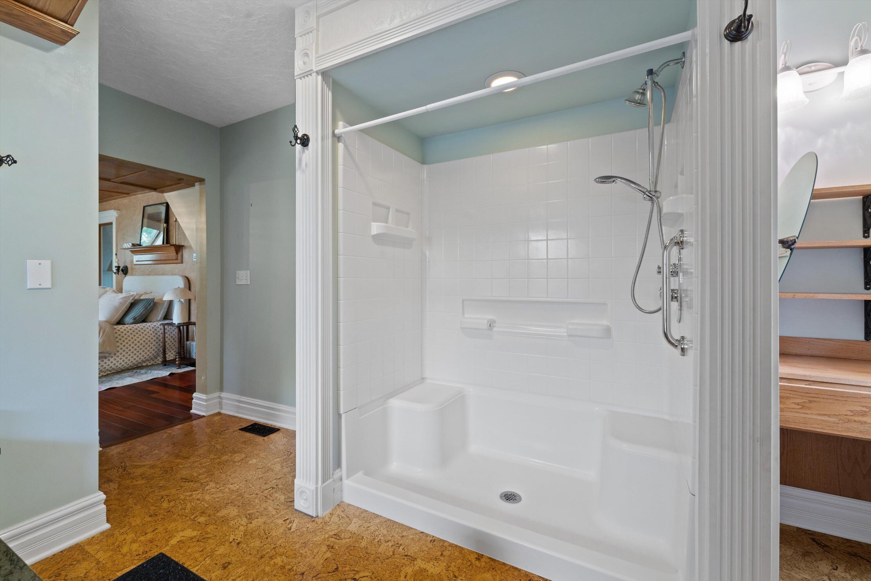 3609 Waterbury Lane Racine, WI 53403 - Photo 48 of 79 primary bath