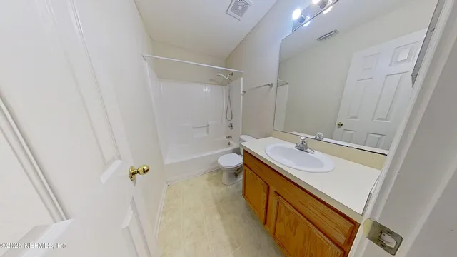 $1,600 | 1209 Southern Stream Court, St. Johns, FL 32259