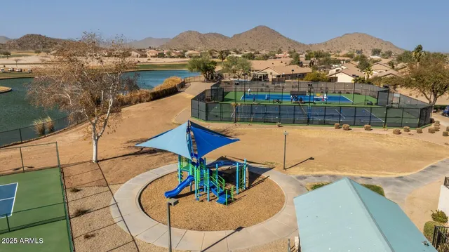 $1,825 | 30079 North Little Leaf Drive, San Tan Valley, AZ 85143