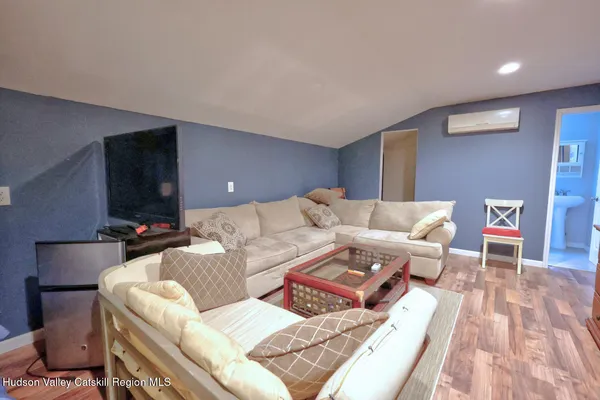 $249,900 | 98 South Lincoln Drive, Cairo, NY 12413