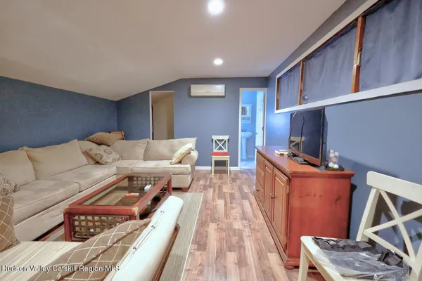 $249,900 | 98 South Lincoln Drive, Cairo, NY 12413