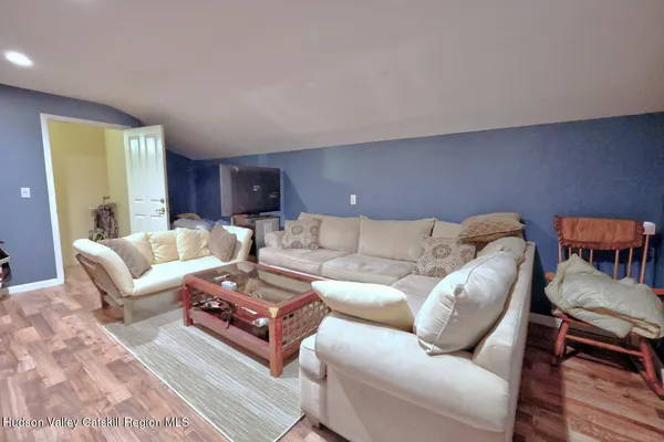 $249,900 | 98 South Lincoln Drive, Cairo, NY 12413