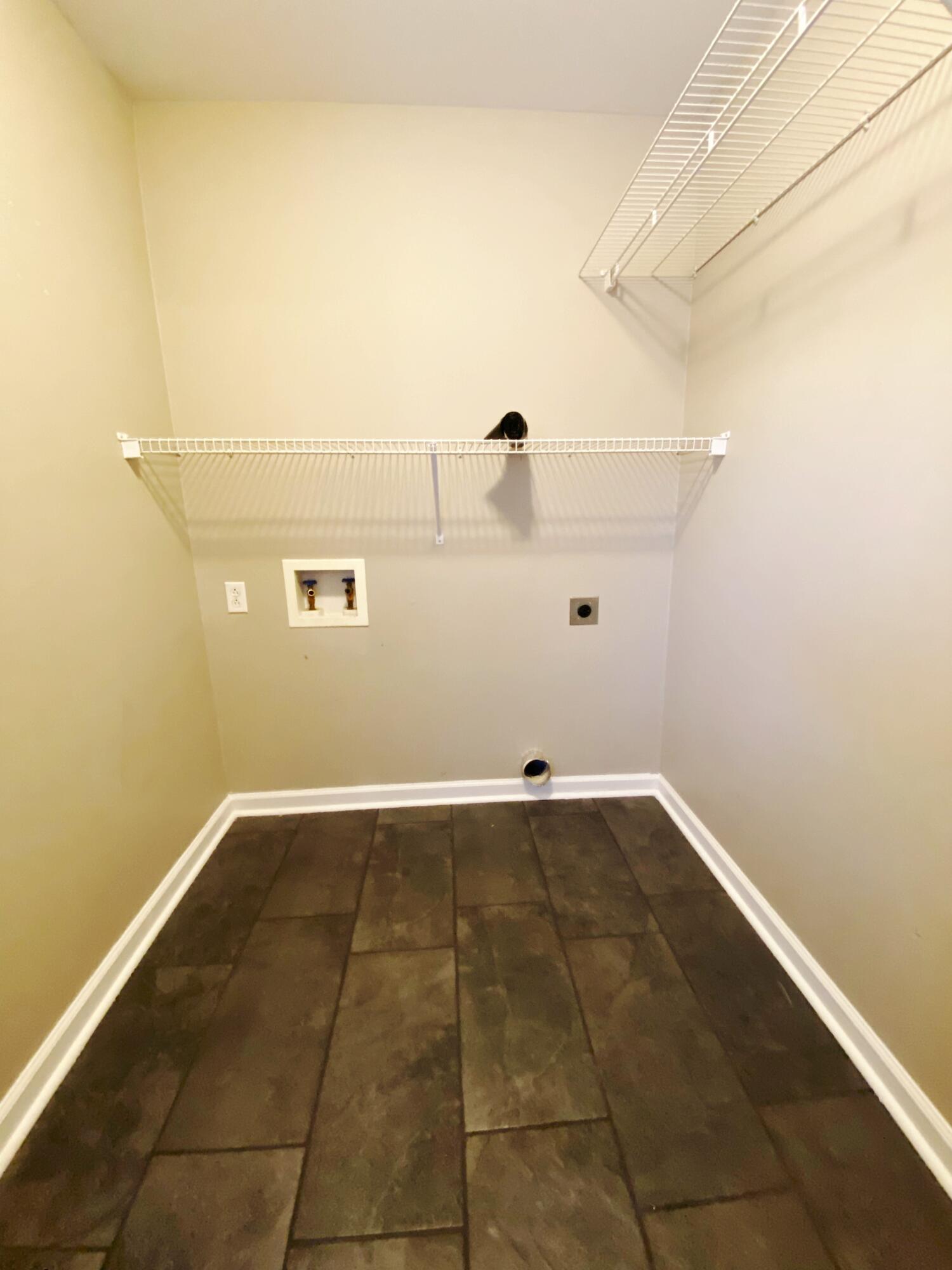 75 Dogwood Circle Rock Spring, GA 30739 - Photo 11 of 20 laundry
