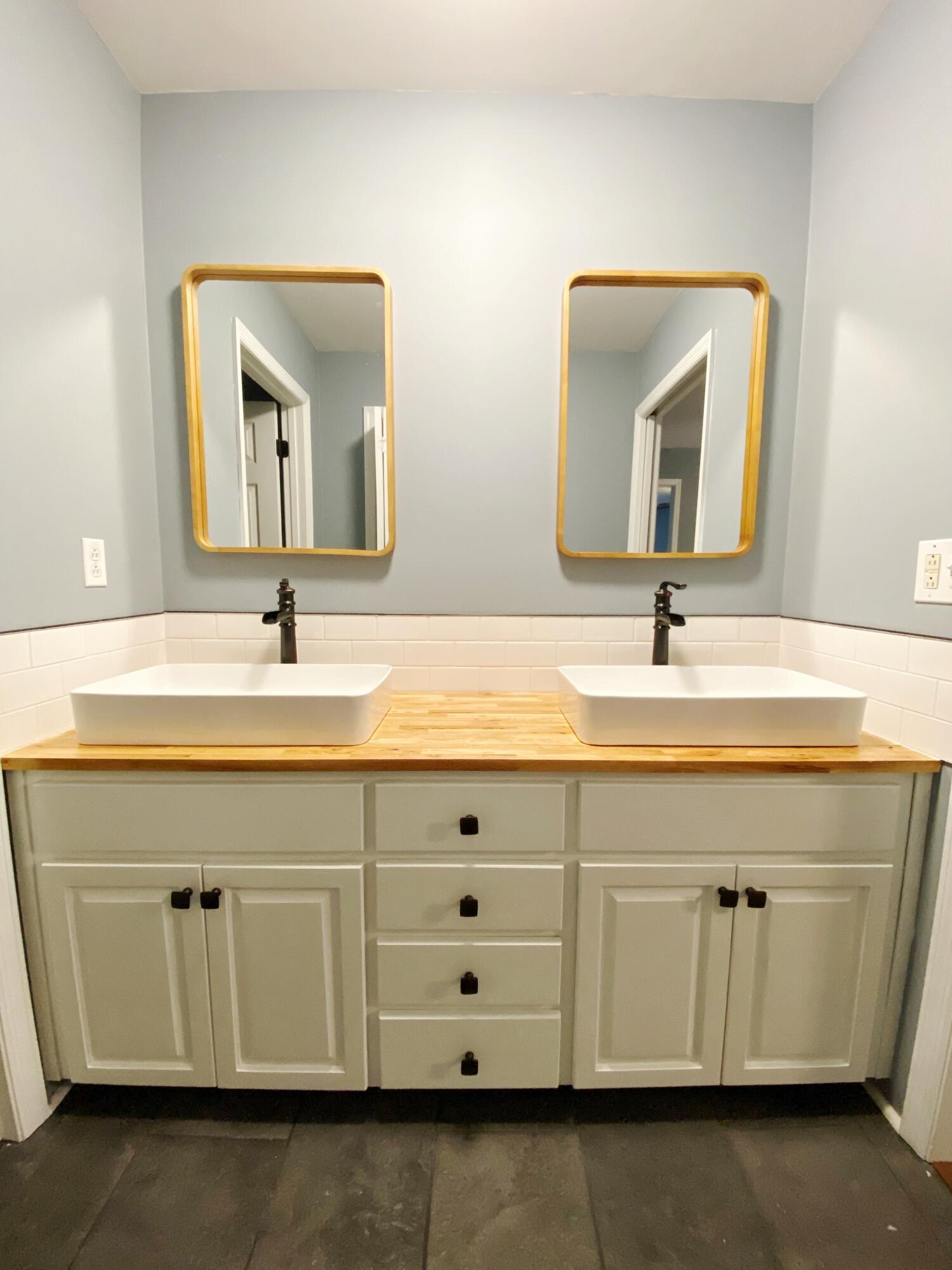 75 Dogwood Circle Rock Spring, GA 30739 - Photo 14 of 20 master bath