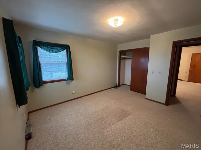 $249,500 | 1149 Highway 54, Vandalia, MO 63382