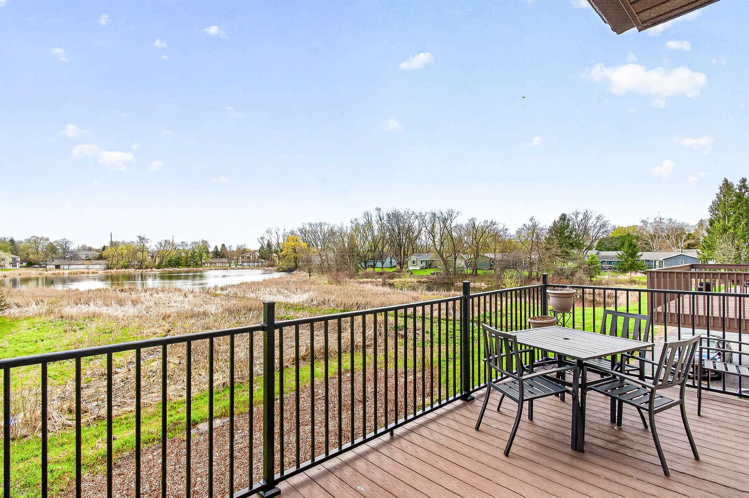 730 Cherokee Path Lake Mills, WI 53551 - Photo 3 of 33