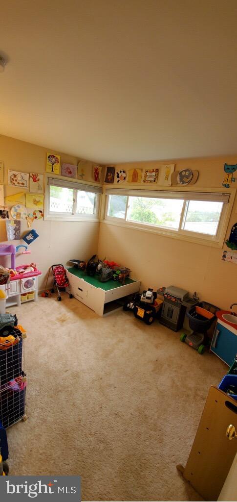 17 Candytuft Road Levittown, PA 19057 - Photo 11 of 21