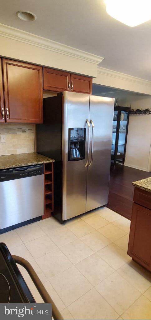 17 Candytuft Road Levittown, PA 19057 - Photo 4 of 21