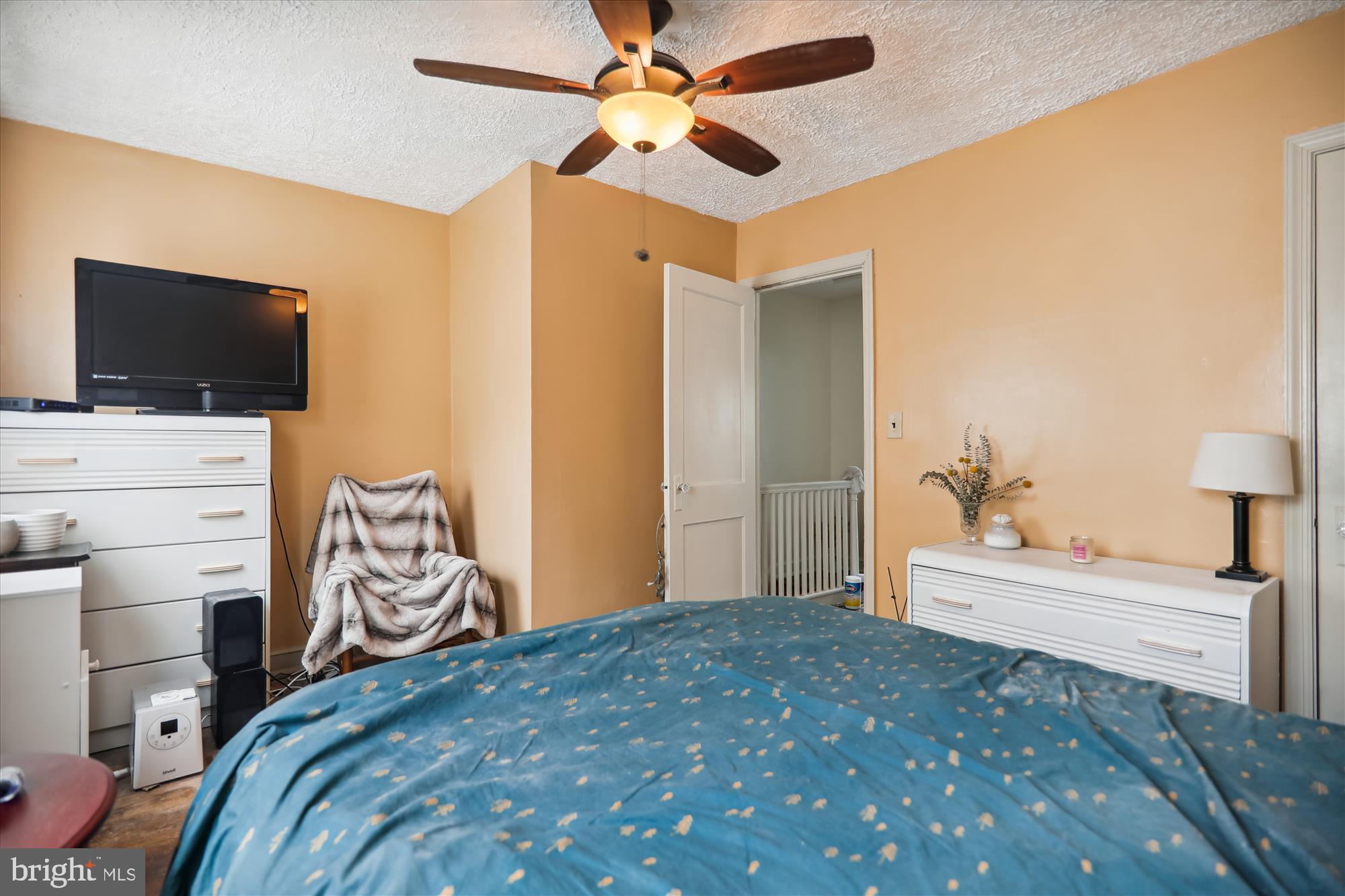 427 20th Street Northeast Washington, DC 20002 - Photo 17 of 27 Bedroom 1