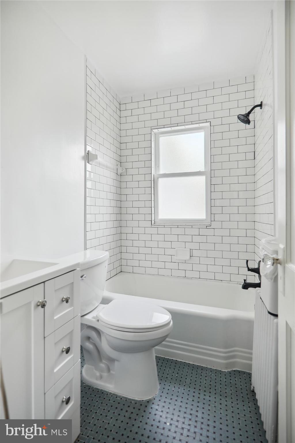 427 20th Street Northeast Washington, DC 20002 - Photo 21 of 27 Bath