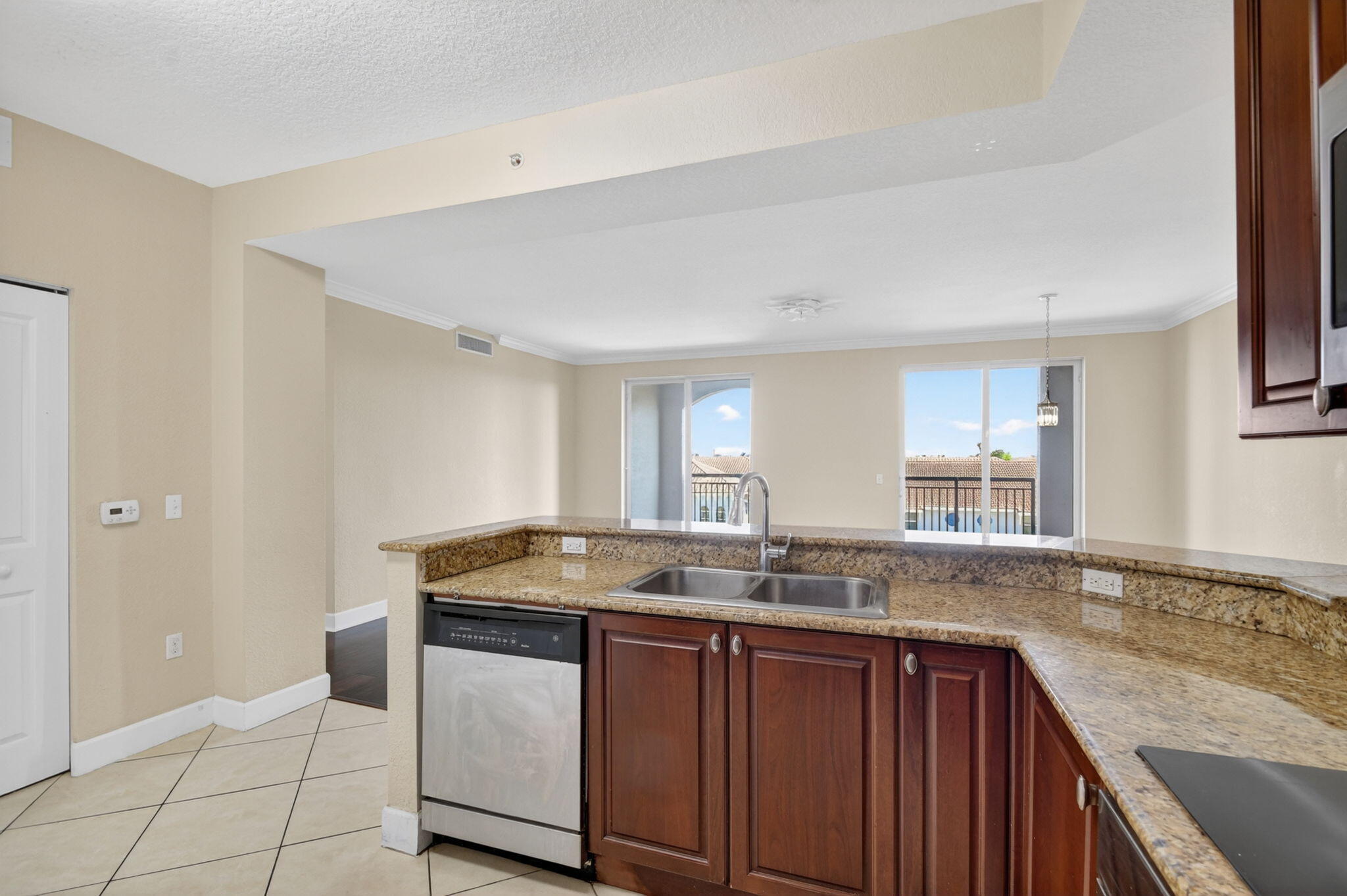 1660 Renaissance Commons Boulevard, Unit 2517 Boynton Beach, FL 33426 - Photo 14 of 93 16-web-or-mls-DSC_7029