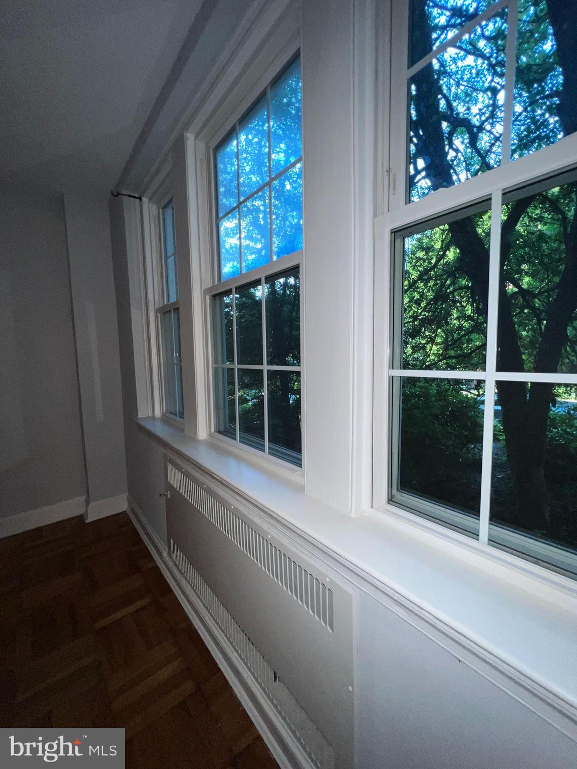 221 Ridgemede Road, Unit 302 Baltimore, MD 21210 - Photo 4 of 32