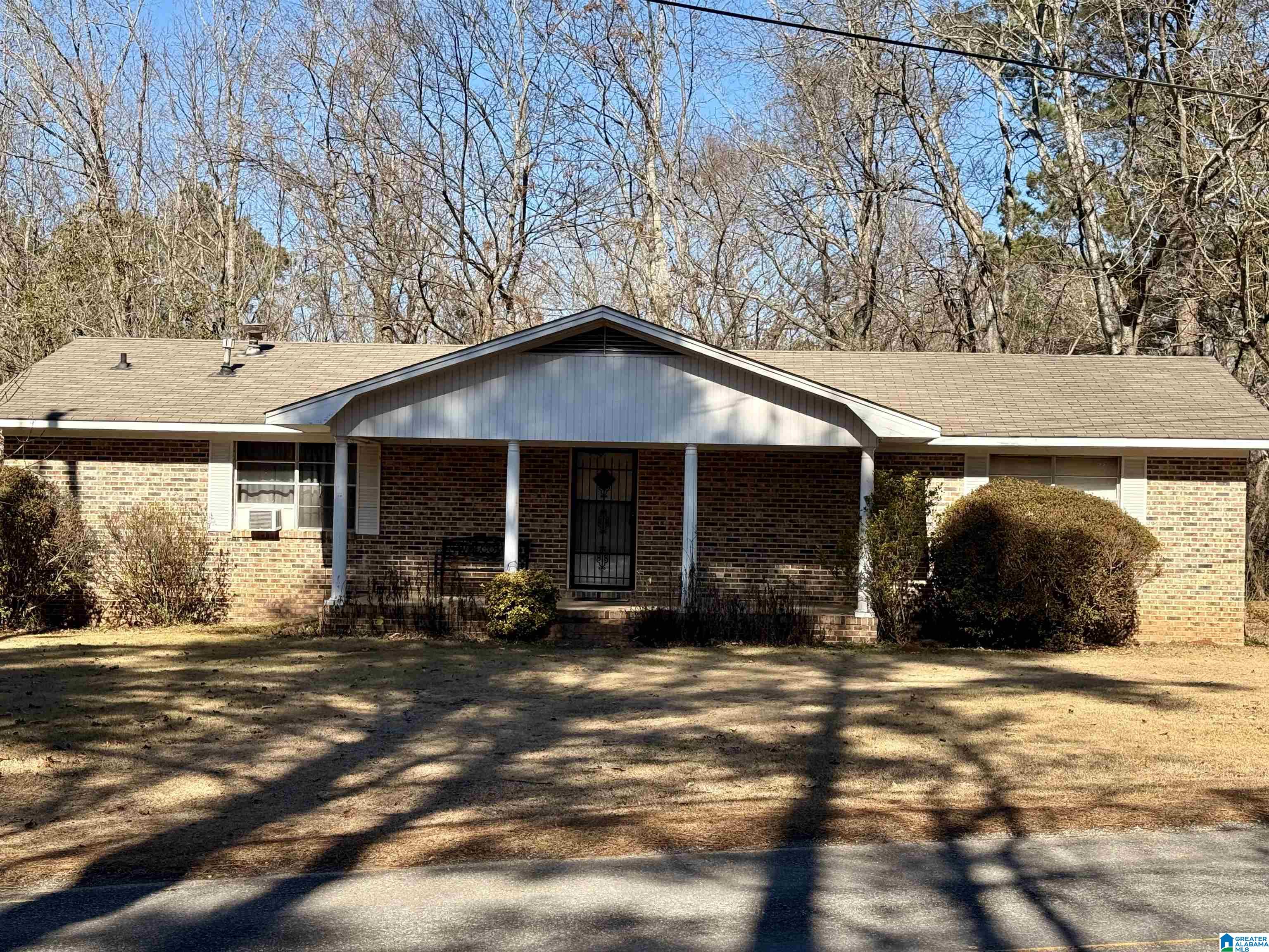 20 Shell Lane Sylacauga, AL 35150 - Photo 2 of 36