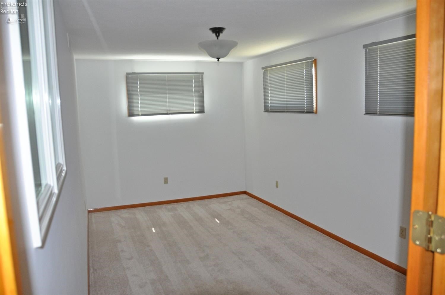 2316 Port Clinton Road Fremont, OH 43420 - Photo 9 of 10 Gallery Image 9