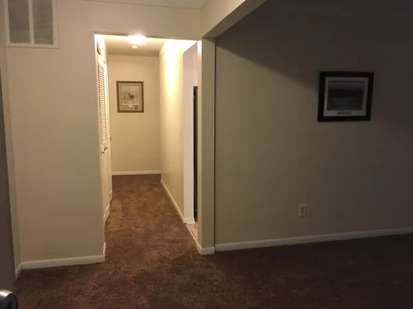 $1,550 | 444 North Fox Hills Drive, Unit 7, Bloomfield Hills, MI 48304